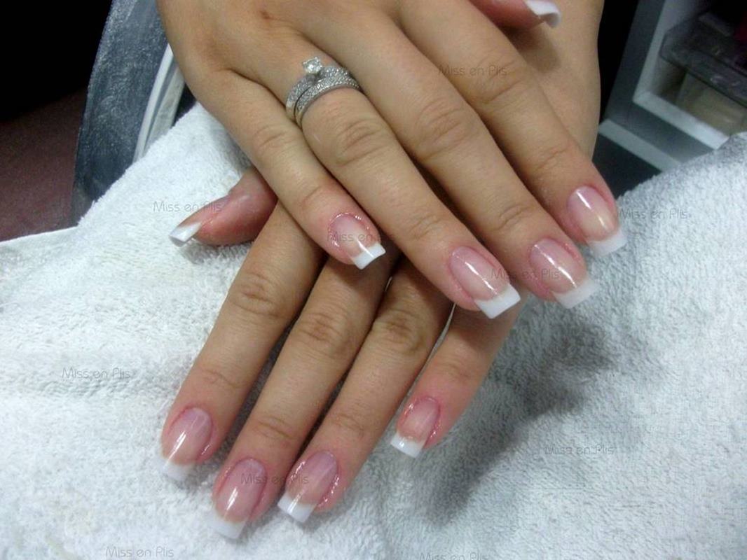 Unhas De Gel No Parque Sao Lucas Compre e separe a estrutura que contém a faixa branca que fará a linha da francesinha perfeita jessica monstans / ego. miss en plis