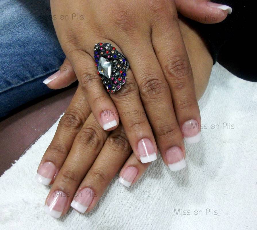 unhas de porcelana com francesinha permanente ou encapsulada onde fazer