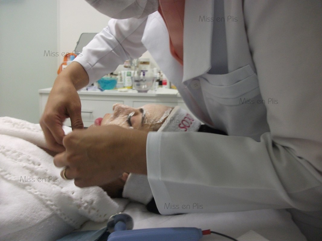 LIMPEZA DE PELE PROFUNDA