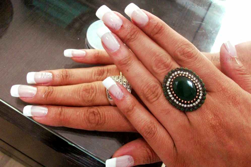 QUAL A DIFERENÇA DE UNHAS DE GEL E ACRIGEL?