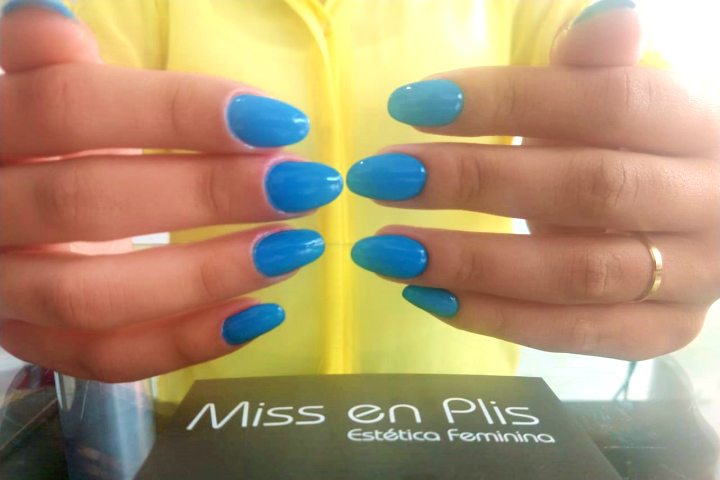 UNHAS BAILARINA CURTA