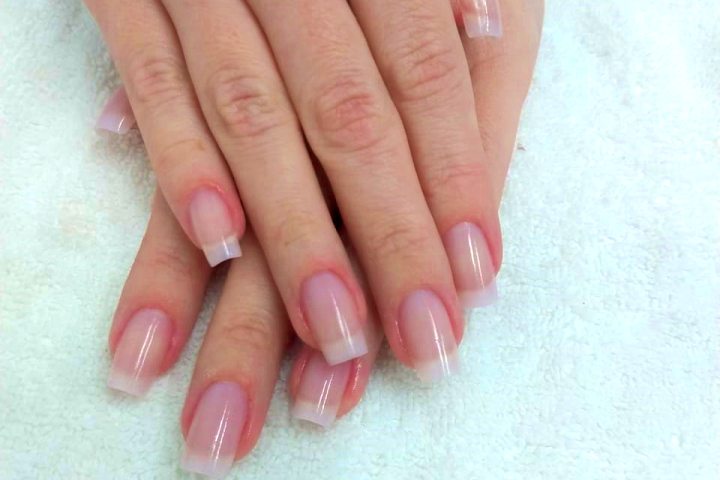 UNHAS DE ACRÍLICO NO JARDIM AVELINO